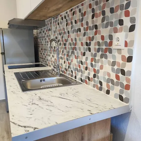 Reborn Project Acropolis Daire İskados