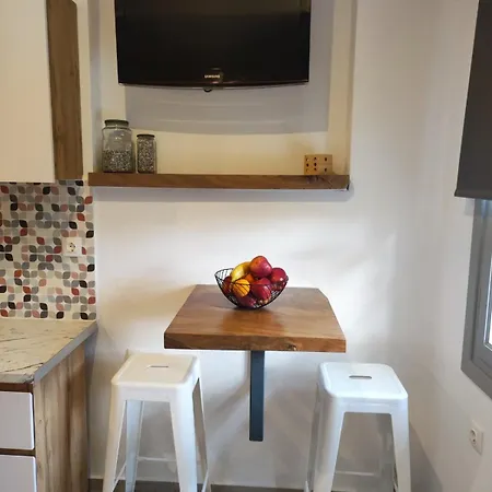 Reborn Project Acropolis Daire İskados