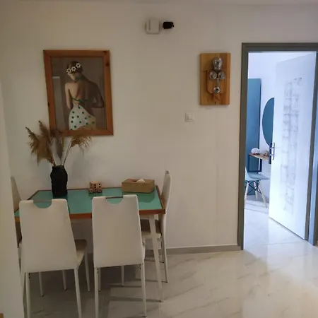 Daire Reborn Project Acropolis İskados