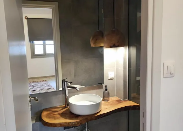 Reborn Project Acropolis * העיירה סקיאתוס